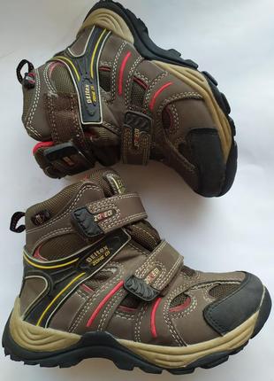 Брендові черевики, демисезон для хлопчика!