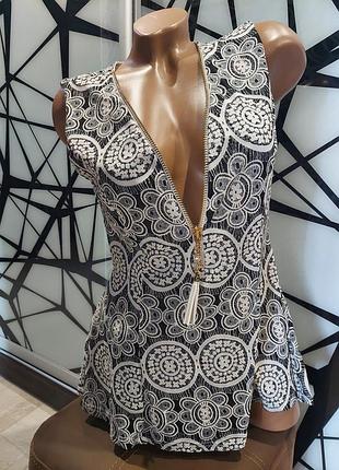 Женственная летняя блуза, майка izabel  черно- белая абстакция 46-48