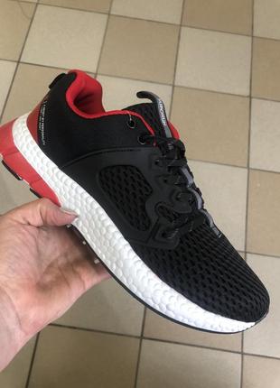 Кроссовки чел