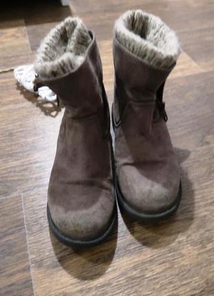 Стильные осенние ботинки