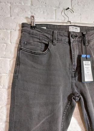 Фирменные стрейчевые джинсы скинни 32р.6 фото