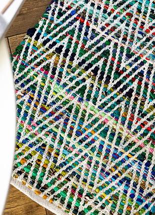 Яскравий безворсовий килим ручного ткацтва з геометричним візерунком