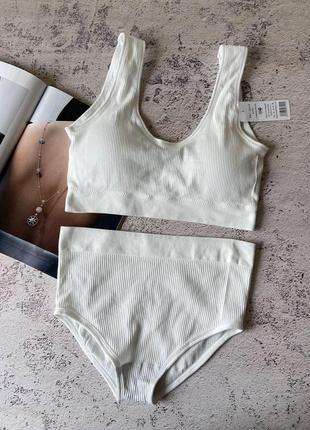 Білий комплект жіночої нижньої білизни, безшовний топ трусики