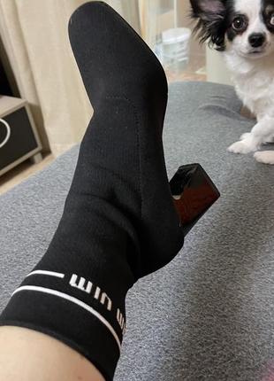 Черевики жіночі