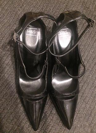 Marks & spencer insolia чёрные лакированные туфли 27 см4 фото