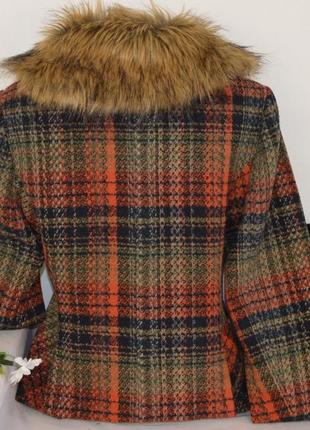 Брендовое демисезонное пальто жакет с меховым воротником joe browns этикетка5 фото