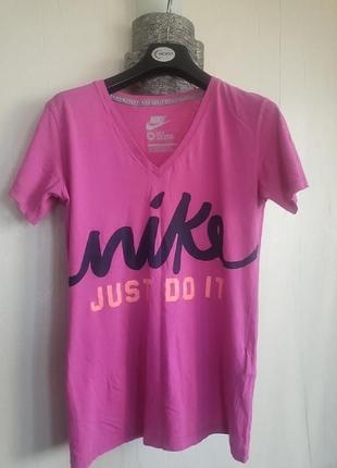 Футболка  nike