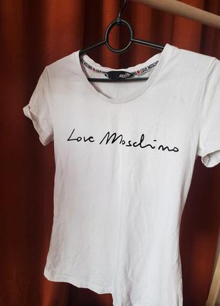 Футболка love moschino