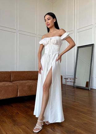 Невероятное сатиновое платье