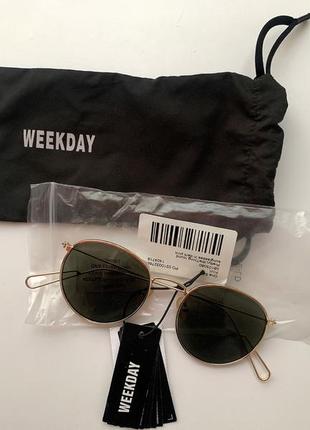 Чорні сонцезахисні окуляри weekday rb3447 солнцезащитные очки