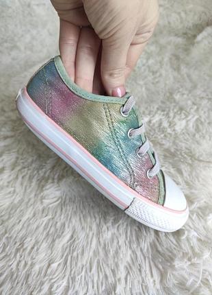 Блестящие, разноцветные кеды