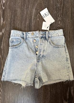 Джинсовые шорты zara. новые, размер 34(xs)