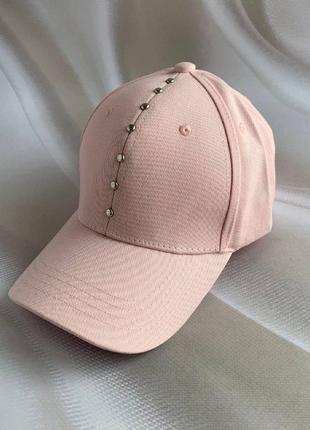 Жіноча кепка з заклепками рожева2 фото