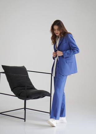 Костюм женский брючный