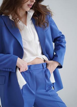 Костюм женский брючный