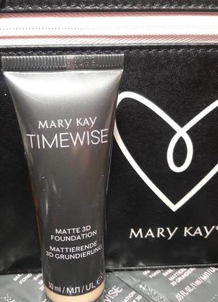 Тональная основа mary kay1 фото