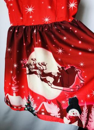Платье новогоднее красное зима снегурочка карнавальное маскарадное яркое с принтом дед мороз санта клаус зима4 фото