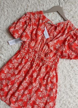 Сукня в квітковий принт topshop з об'ємним рукавом9 фото