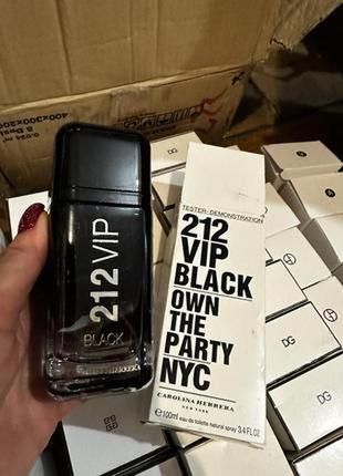 Carolina herrera 212 vip black парфумована вода 100 мл