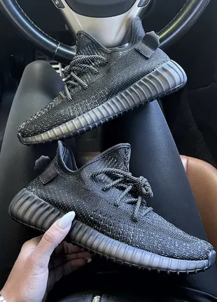 Кросівки yeezy boost 350 static black all reflective1 фото