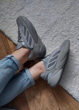 Adidas ozelia grey