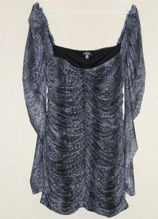 Шикарное платье со сборками стрейч со змеиным принтом