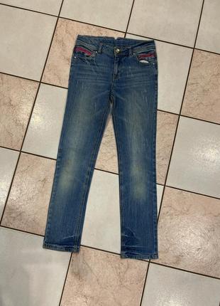 Джинсы