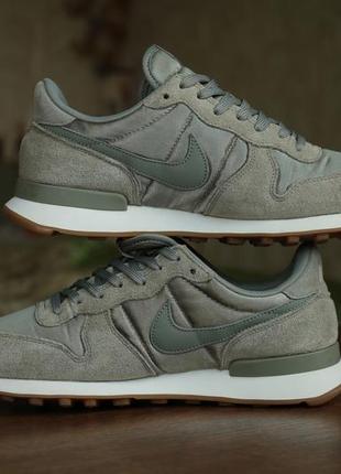 Женские кроссовки nike internationalist2 фото