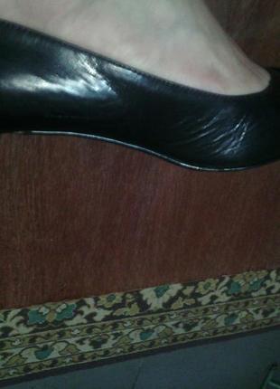 Крутые трендовые кожаные туфли с тупым носком  евро 7 и 1/2, укр 41peter kaiser7 фото