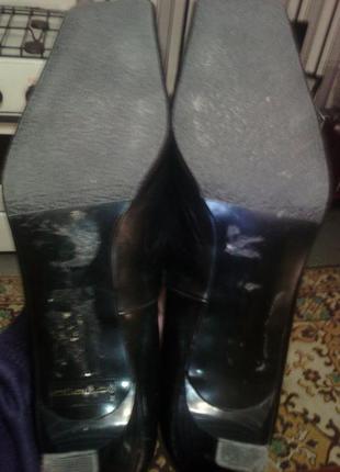 Крутые трендовые кожаные туфли с тупым носком  евро 7 и 1/2, укр 41peter kaiser10 фото