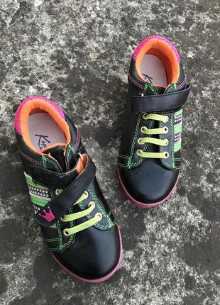 Стильные кроссовки 29 размер