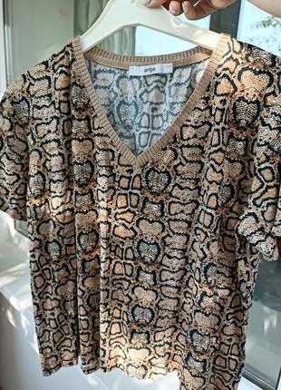 Укорочена футболка