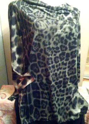 Красива блуза,42разм.,first avenue