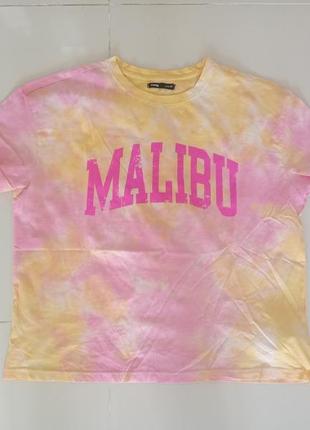 Красивая футболка