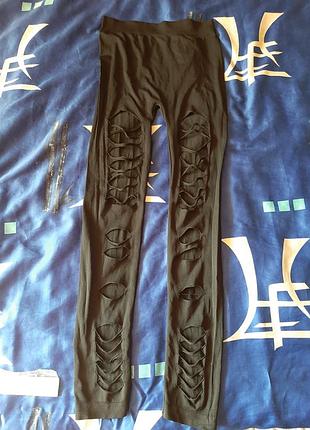 Рваные лосины не ношеные но уже без бирки.ш30. распродажа