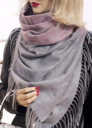 Шарф кашемировый с леопардовым рисунком