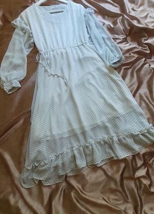 Платье нарядное в горох