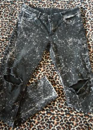 Рвані джинси