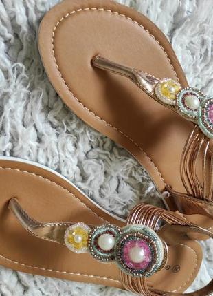 Босоніжки сандалі graceland