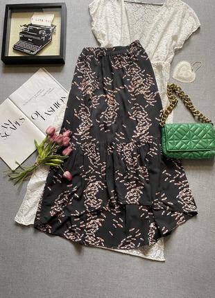 Длинная юбка, с оборкой, с карманами, push, на резинке, серого цвета, натуральная, 100% вискоза,1 фото