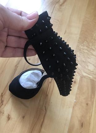 Броснежки zara4 фото