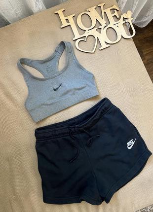 Шорти та топ nike