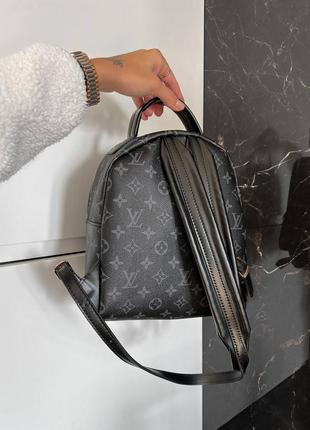 Брендовий жіночий рюкзак в стилі луі віттон louis vuitton. колір чорний з сірим.6 фото