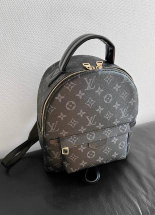 Брендовий жіночий рюкзак в стилі луі віттон louis vuitton. колір чорний з сірим.9 фото