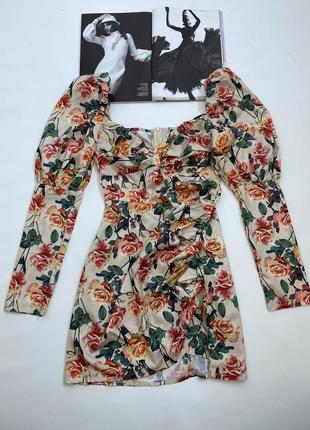 Плаття в квітковий принт 🌹