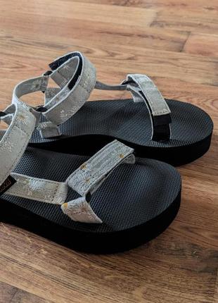 Teva flatform, 37р1 фото