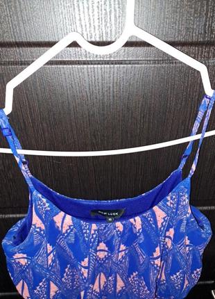 Новое длинное синее платье с геометрическим принтом3 фото