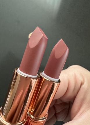 Помада матова для губ charlotte tilbury super model matte revolution lipstick — supermodel