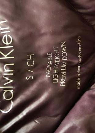 Тонкая куртка calvin klein3 фото