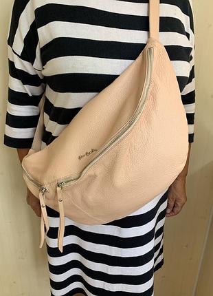 Сумка бананка кожаная pierre cardin